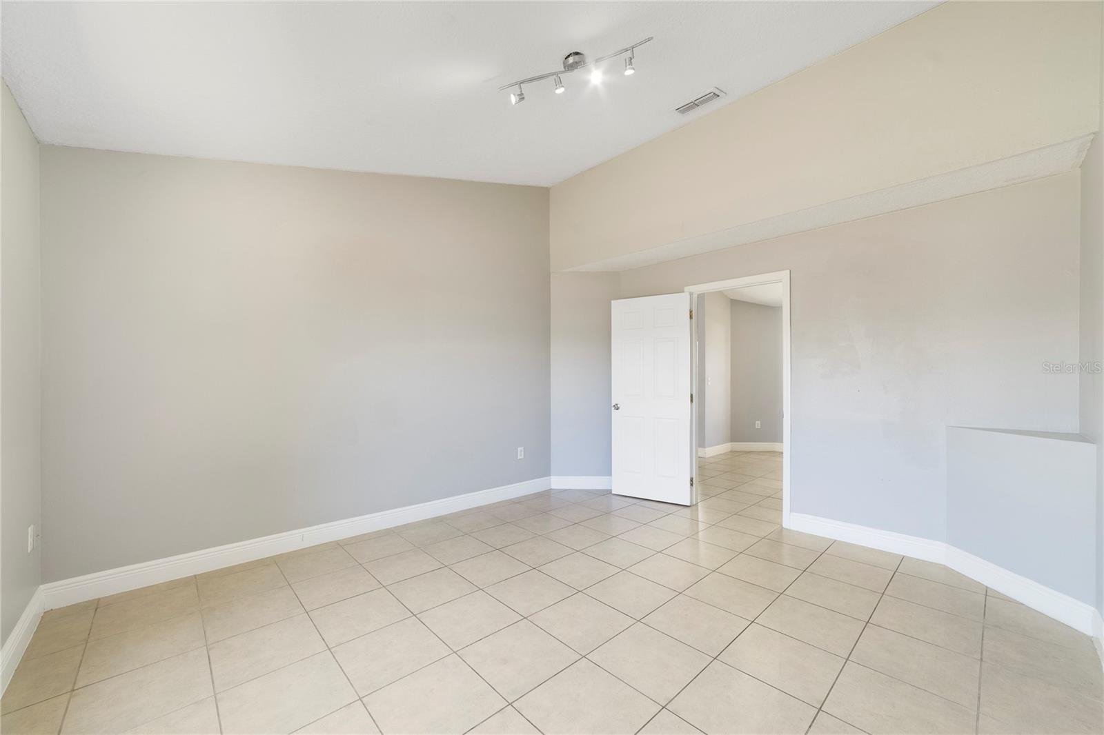 Image 9 of 24 For 228 Mango Court