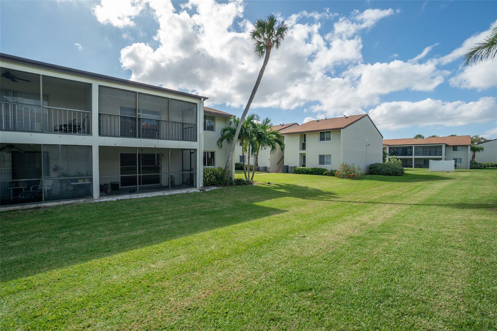 Image 23 of 35 For 5801 Atlantic Avenue 302