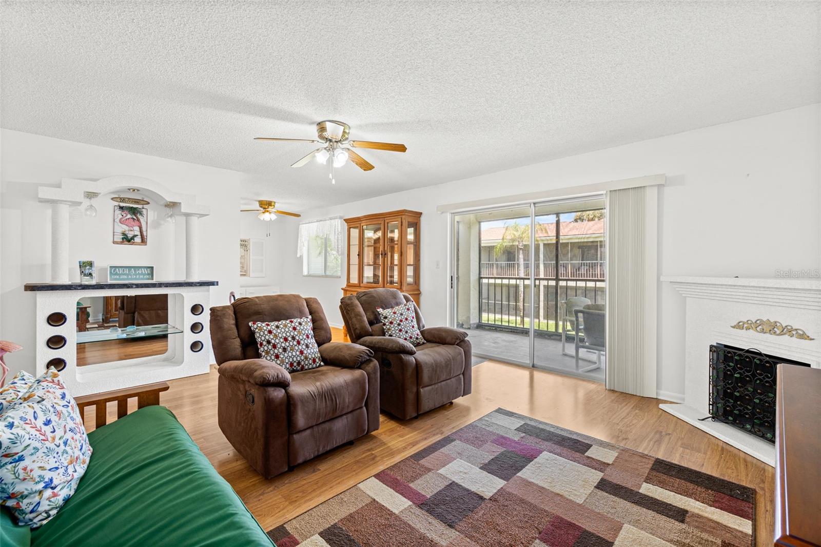 Image 4 of 35 For 5801 Atlantic Avenue 302
