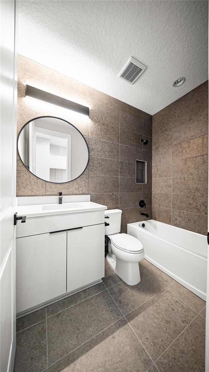 Image 25 of 53 For 16808 Bolsena Drive