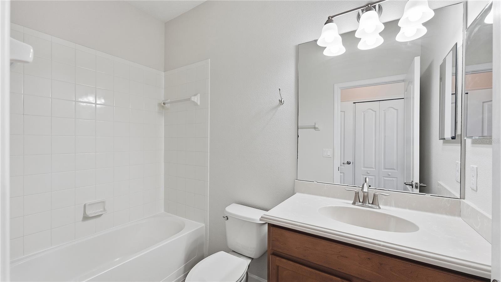 Image 19 of 31 For 2217 Crosston Circle
