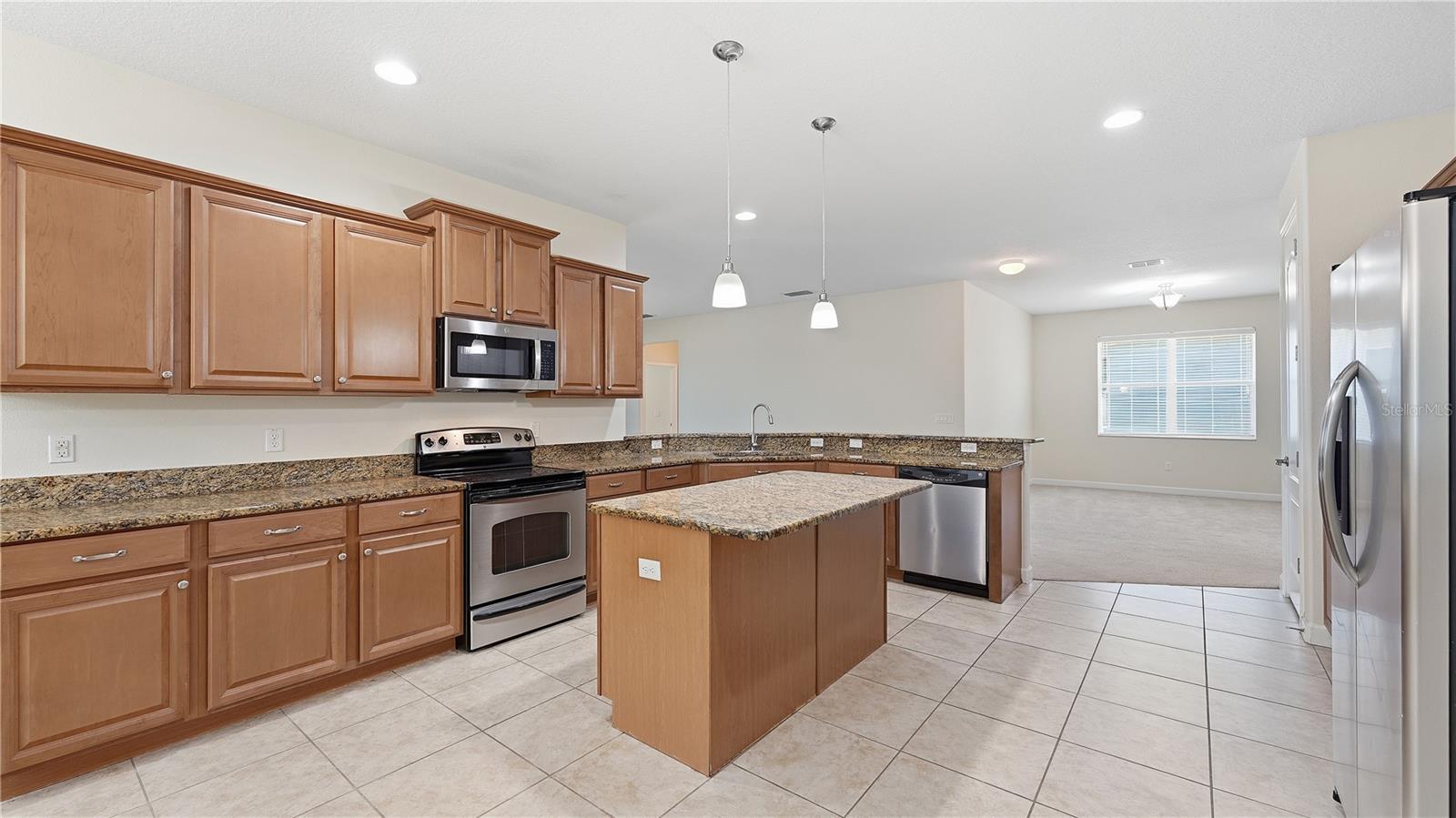 Image 7 of 31 For 2217 Crosston Circle