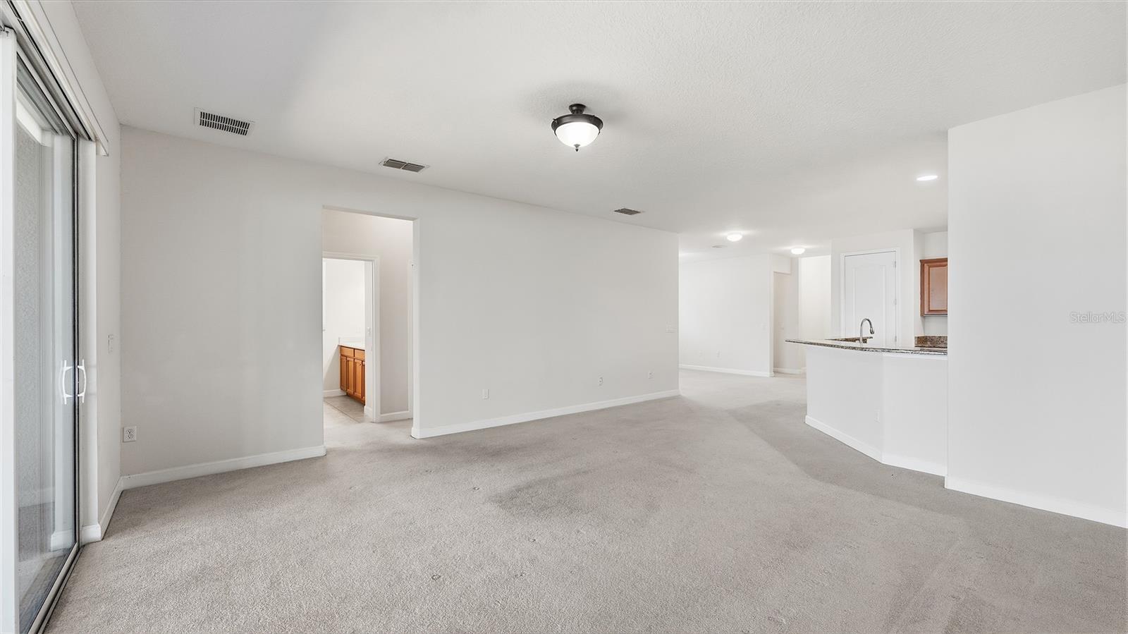 Image 8 of 31 For 2217 Crosston Circle