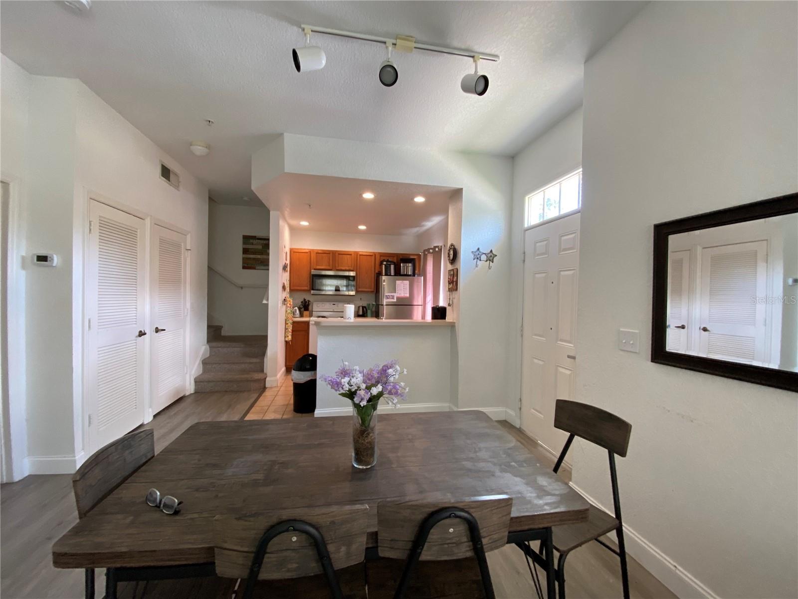 Image 9 of 46 For 4552 Jonafree Lane 101
