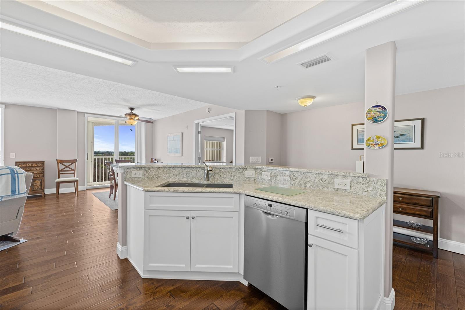Image 10 of 45 For 801 Del Rio Way 502