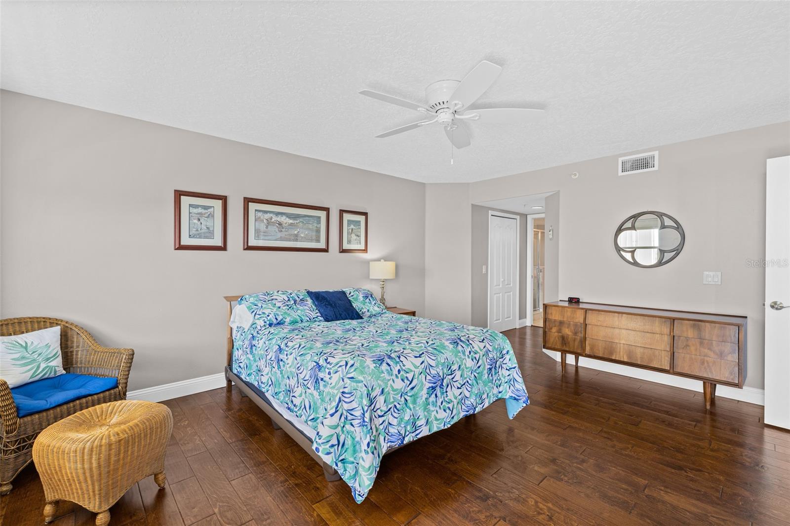 Image 15 of 45 For 801 Del Rio Way 502