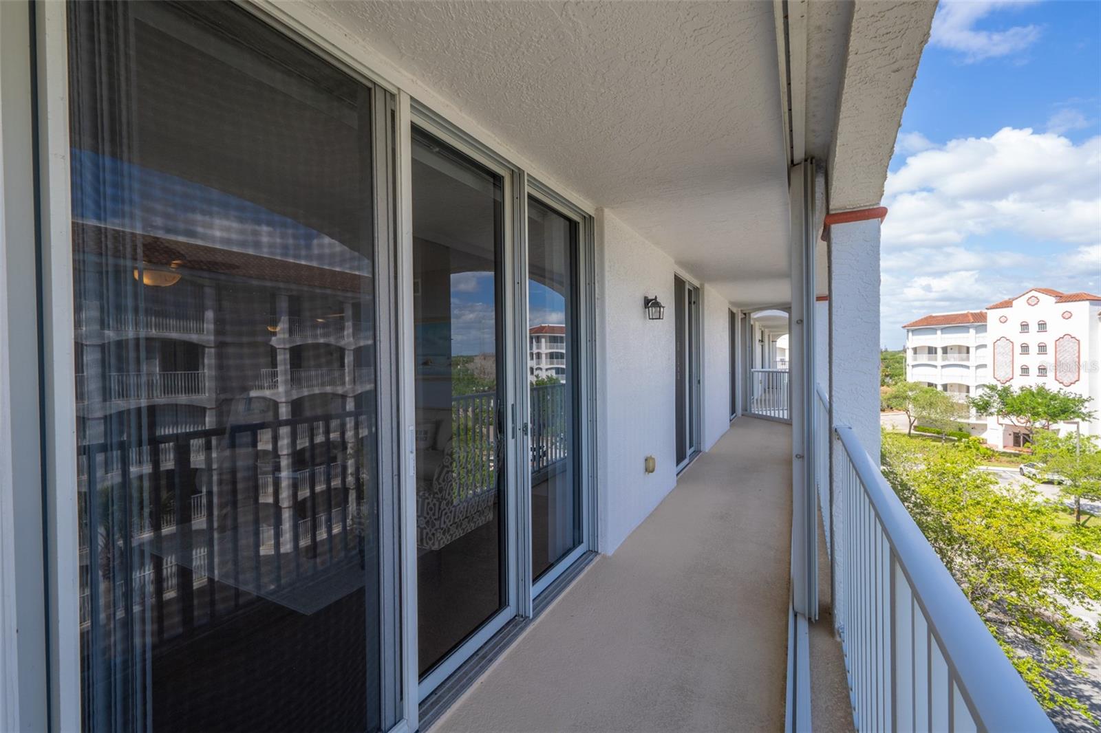 Image 27 of 45 For 801 Del Rio Way 502
