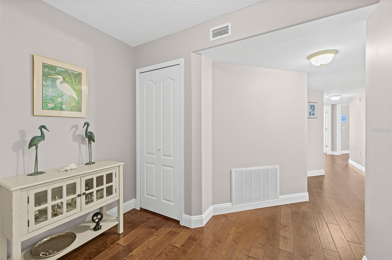 Image 31 of 45 For 801 Del Rio Way 502