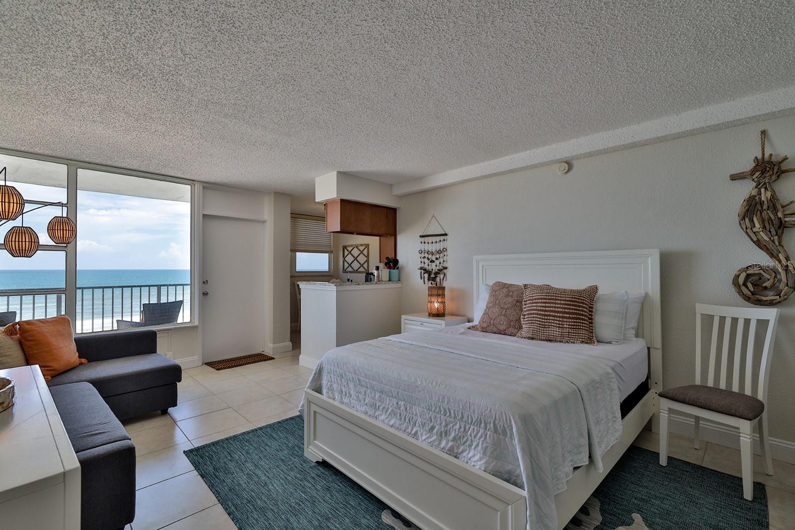 Image 6 of 26 For 800 Atlantic Avenue 606