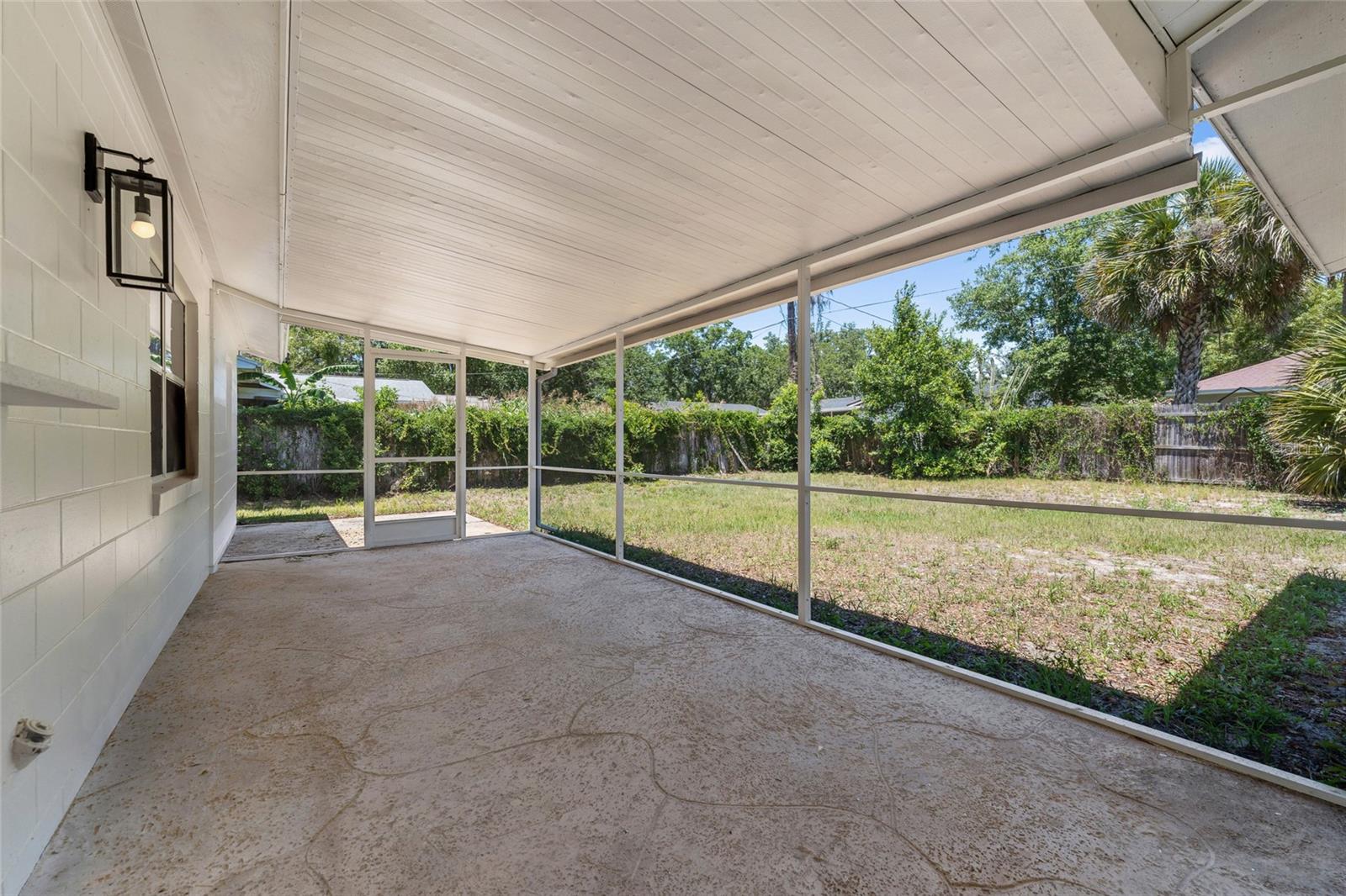 Image 18 of 22 For 5609 Valley Oak Road