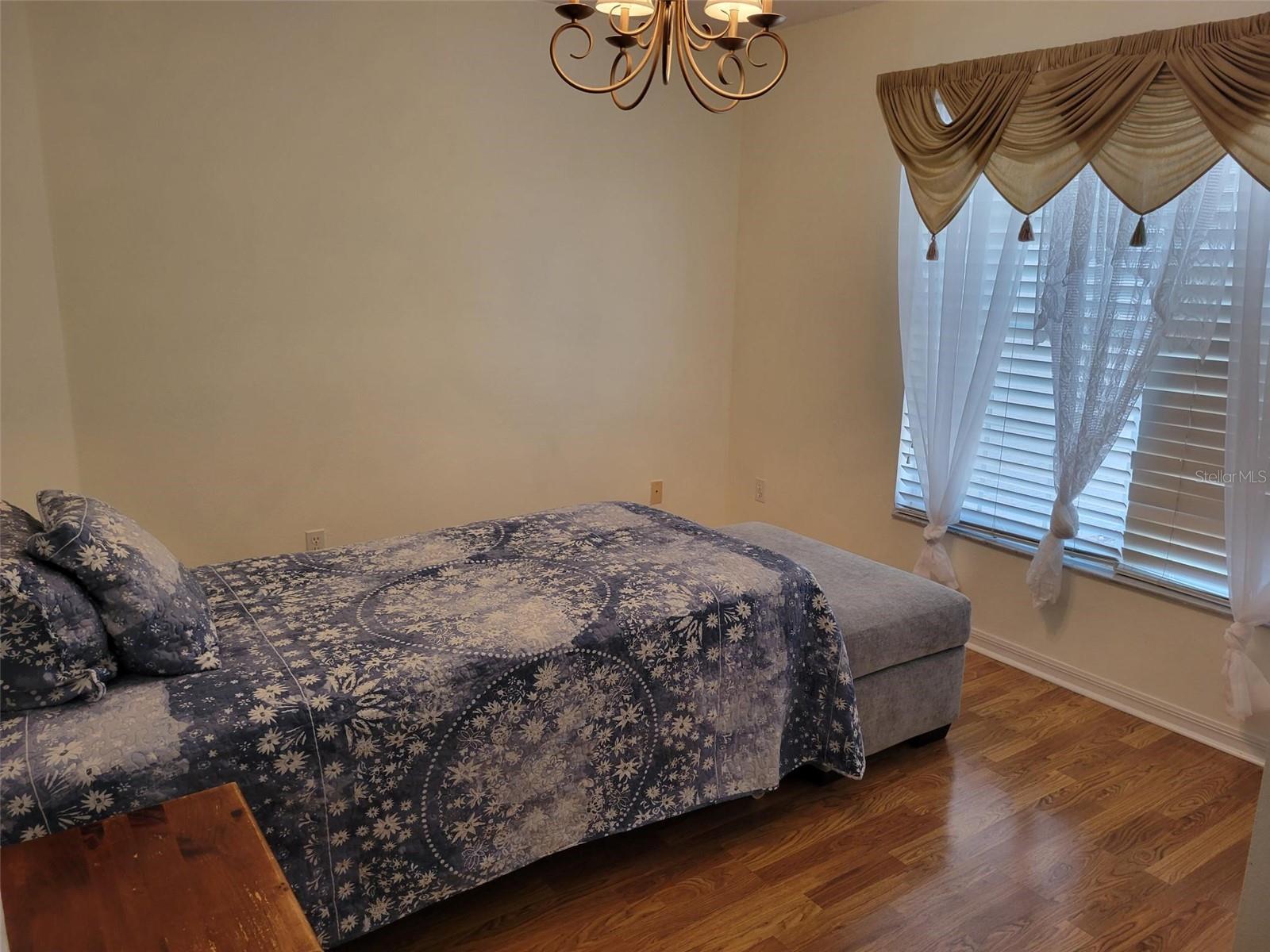Image 15 of 46 For 2160 Addison Avenue