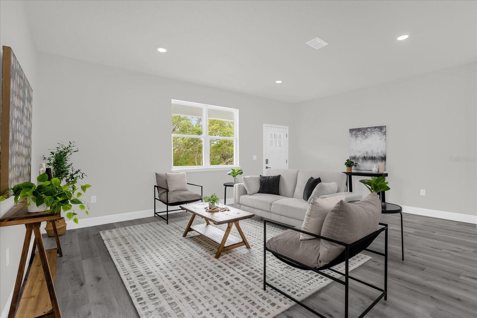 Listing photo id 1 for 1233 Shady Lane