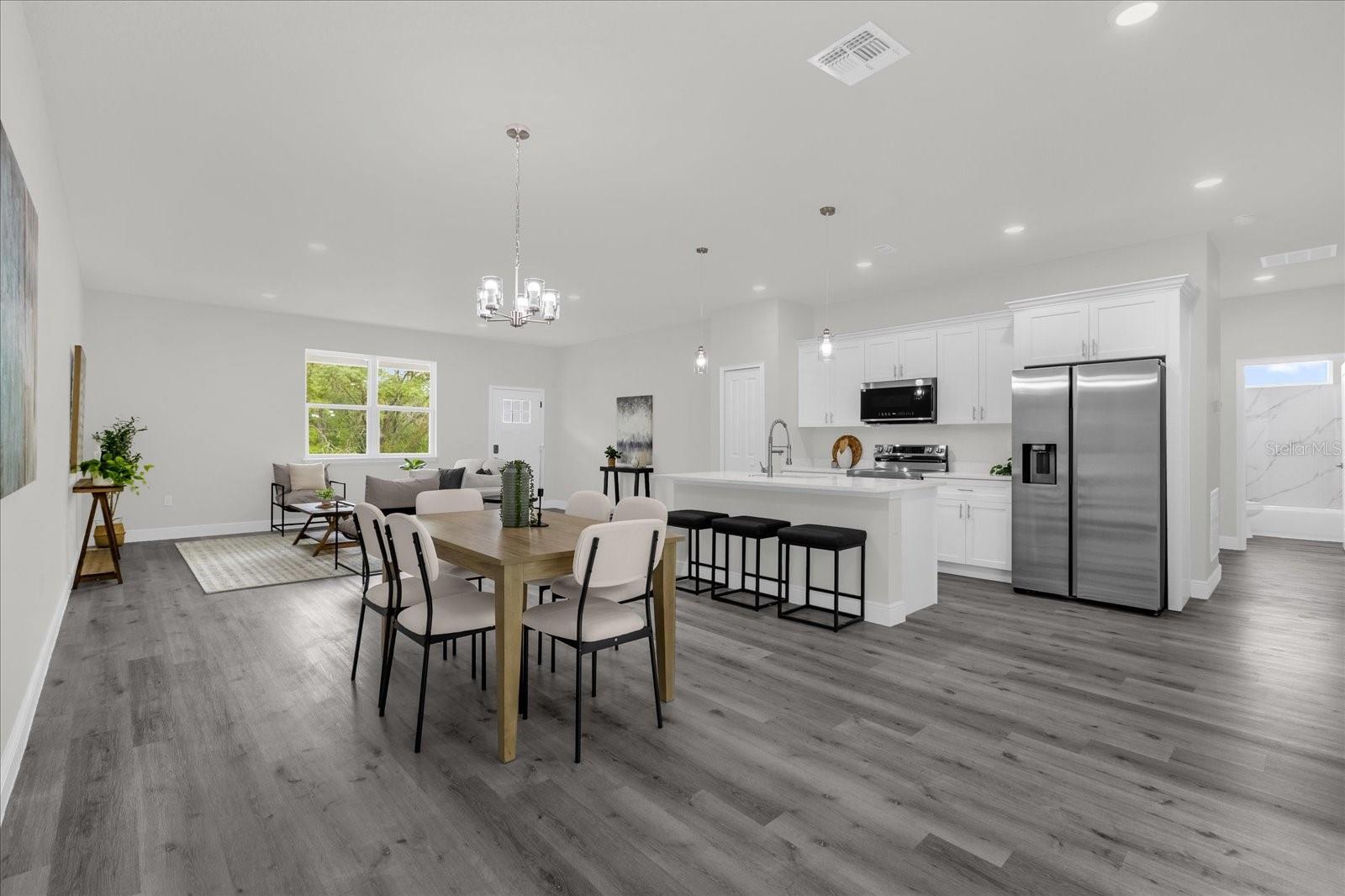 Listing photo id 4 for 1233 Shady Lane