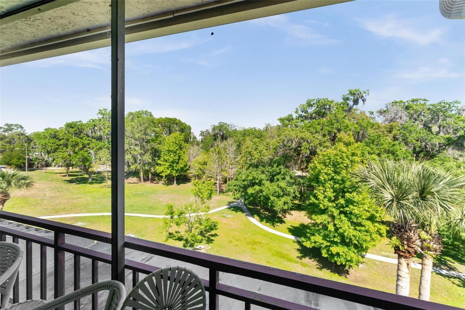Image 14 of 28 For 1162 Carmel Circle 440
