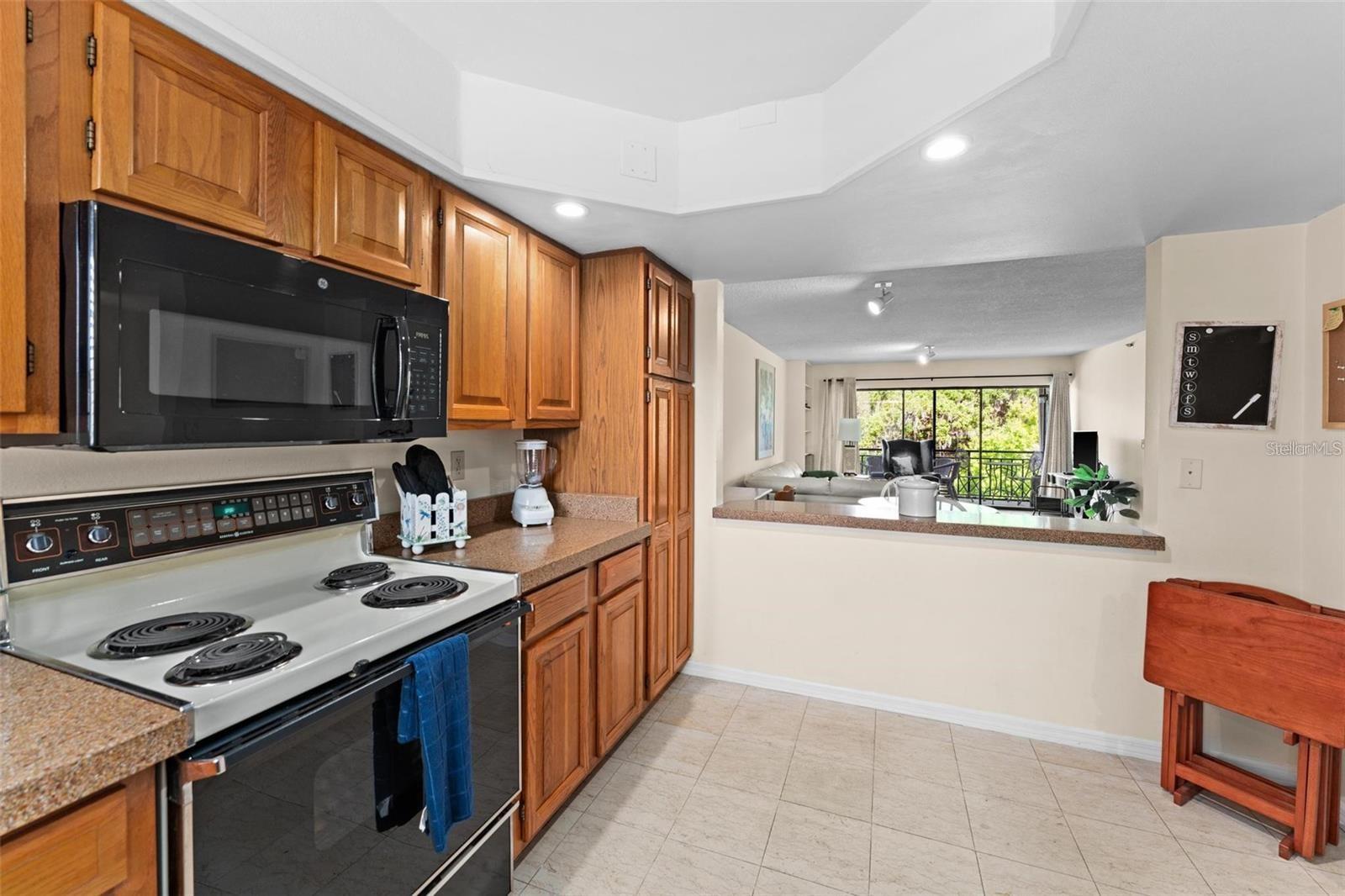 Image 8 of 28 For 1162 Carmel Circle 440