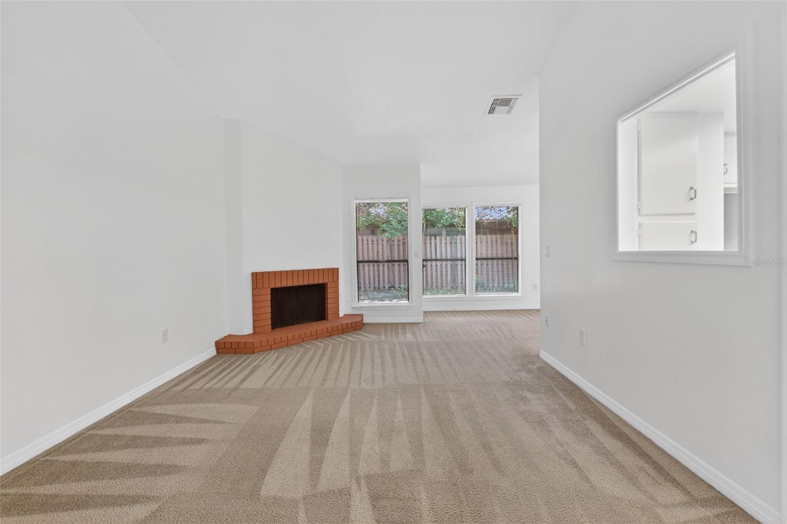 Image 13 of 34 For 625 Trinidad Court 625