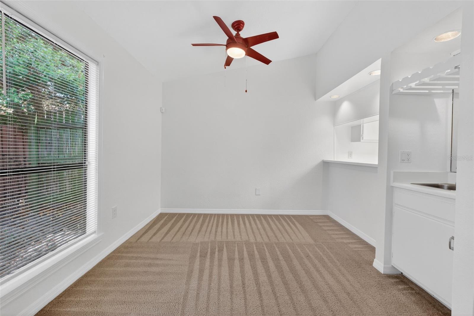 Image 16 of 34 For 625 Trinidad Court 625