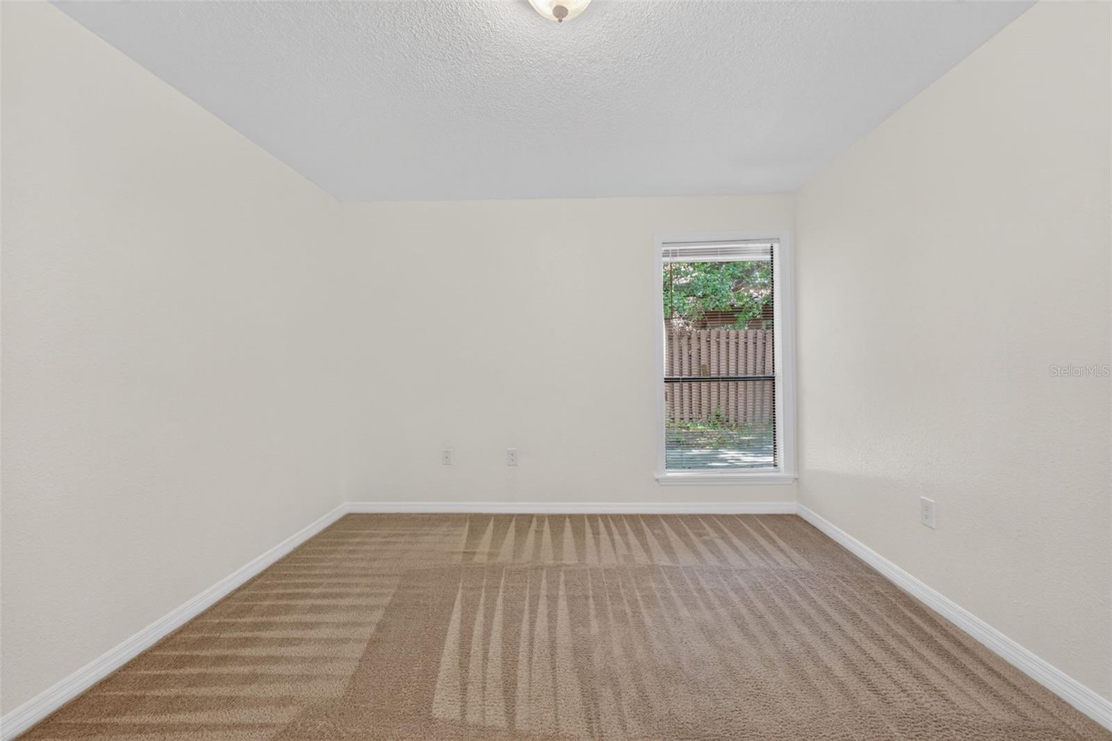 Image 29 of 34 For 625 Trinidad Court 625
