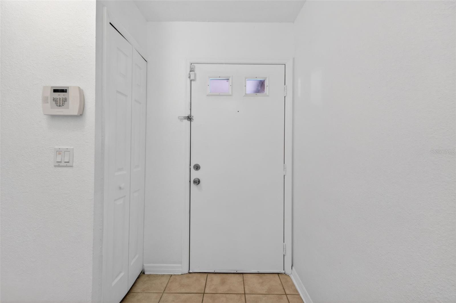 Image 5 of 34 For 625 Trinidad Court 625