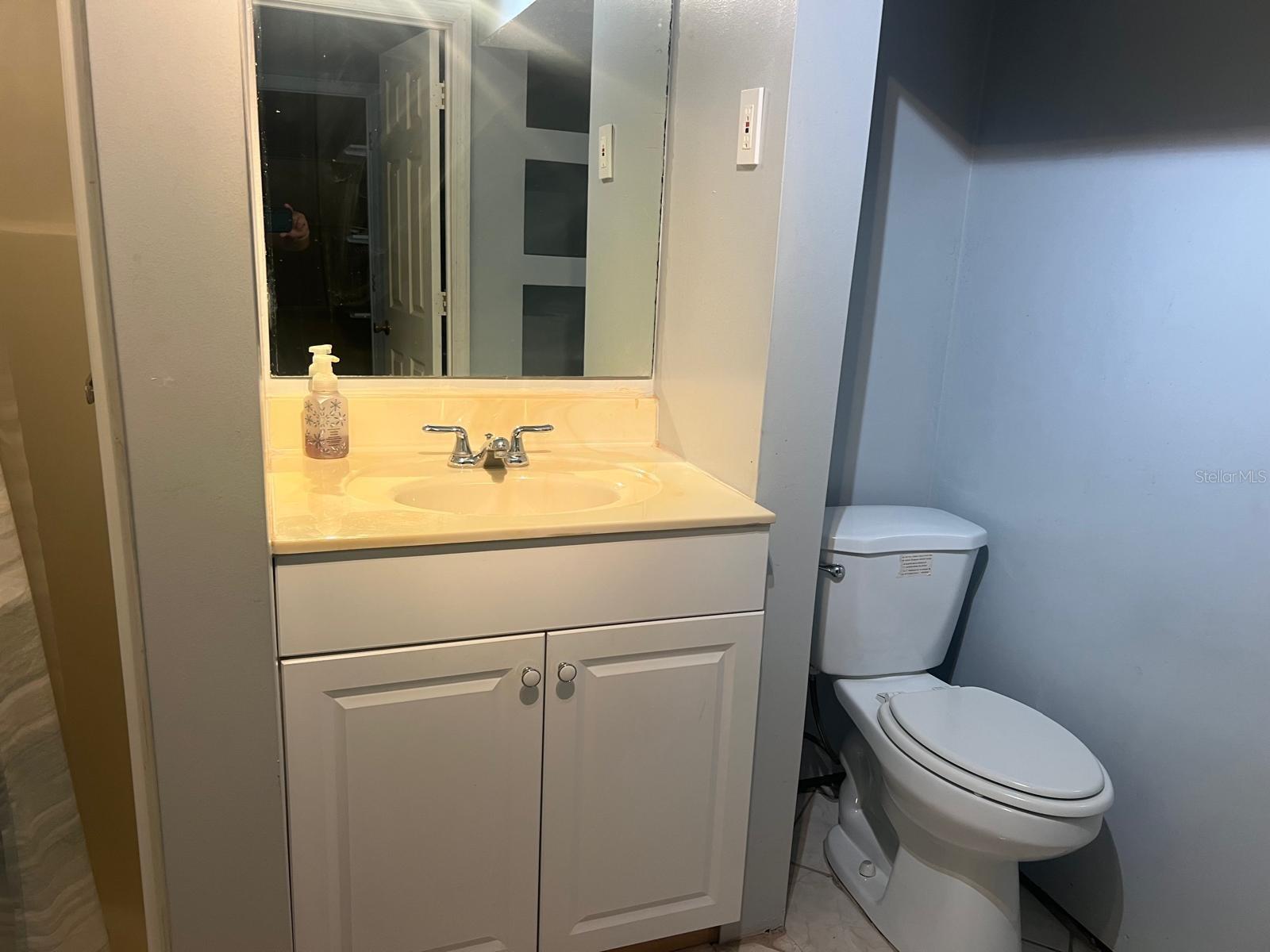 Image 16 of 24 For 3111 Villa Drive
