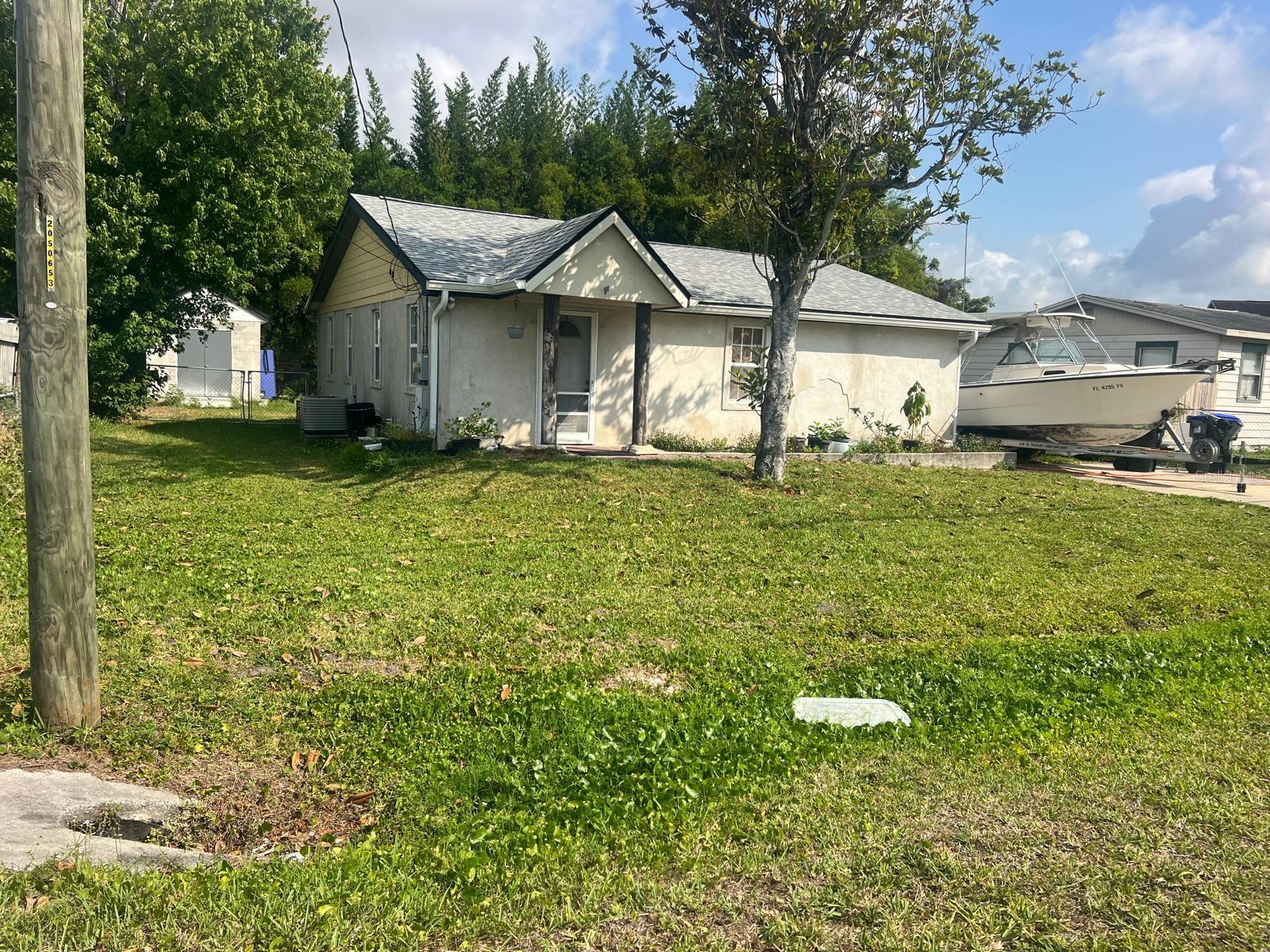 Image 21 of 24 For 3111 Villa Drive
