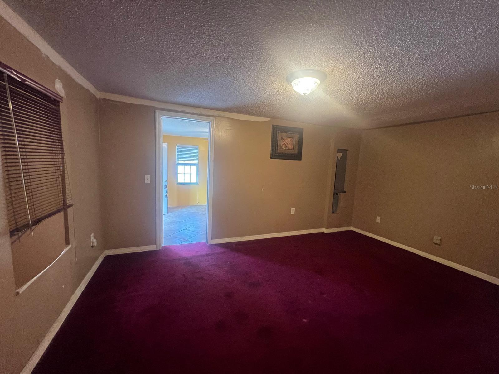 Image 9 of 24 For 3111 Villa Drive