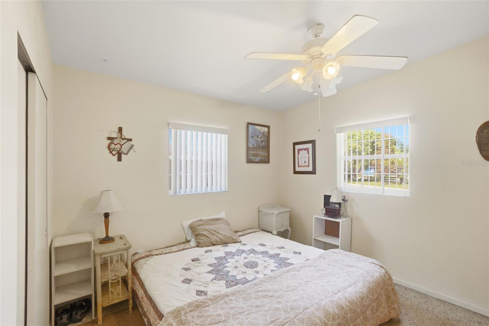 Image 14 of 39 For 481 Kentia Road