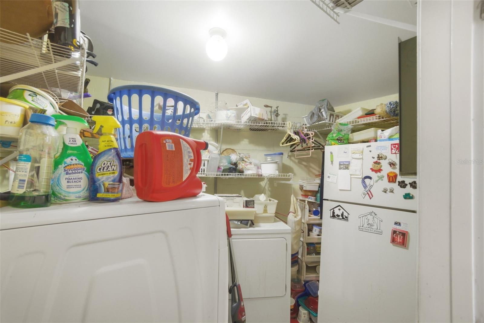 Image 21 of 39 For 481 Kentia Road