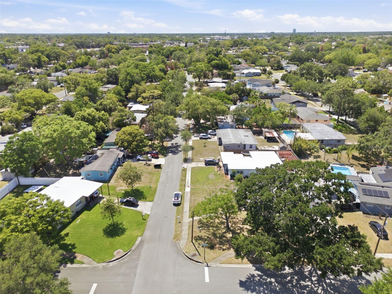 Image 37 of 39 For 481 Kentia Road
