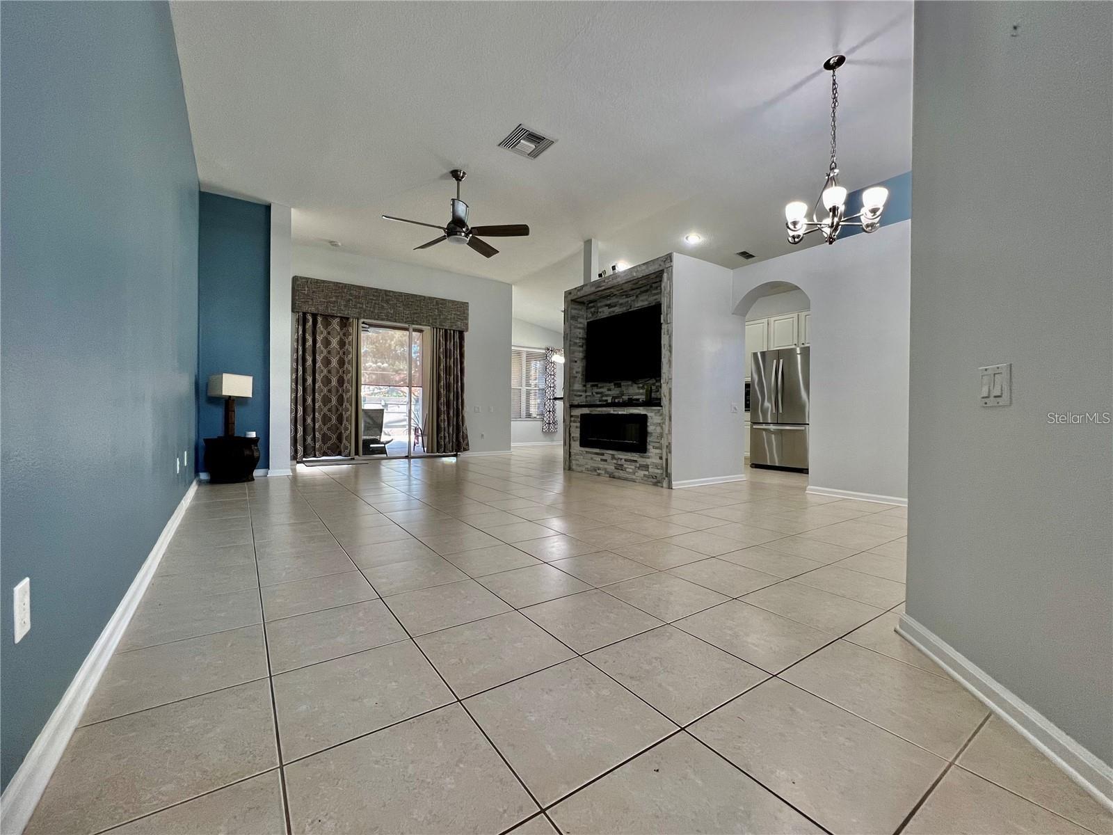 Image 4 of 22 For 4705 Windsor Avenue