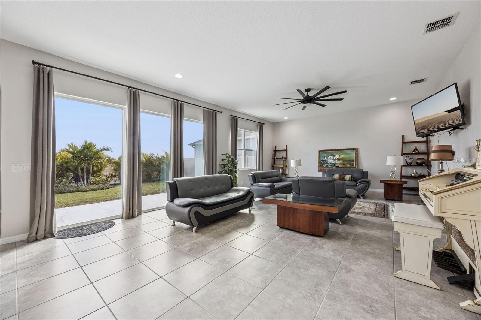 Image 13 of 56 For 2091 Brillante Drive