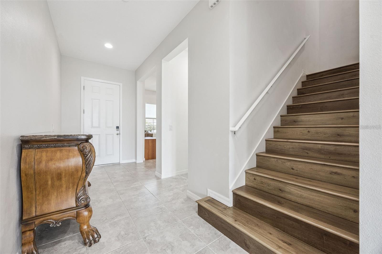 Image 18 of 56 For 2091 Brillante Drive