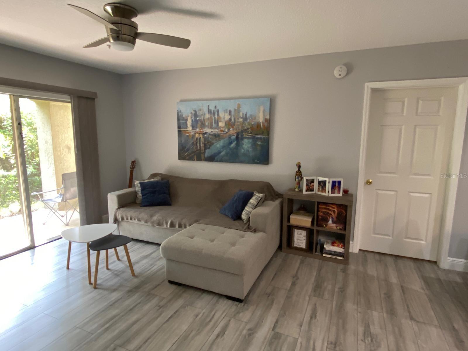 Image 7 of 22 For 12602 Crest Springs Lane 1318