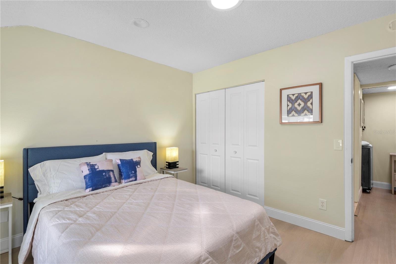 Image 21 of 33 For 894 Jonathan Way 3b