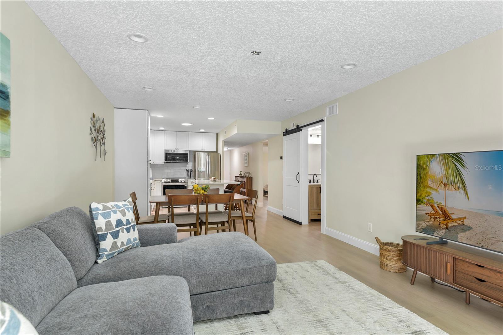 Image 9 of 33 For 894 Jonathan Way 3b