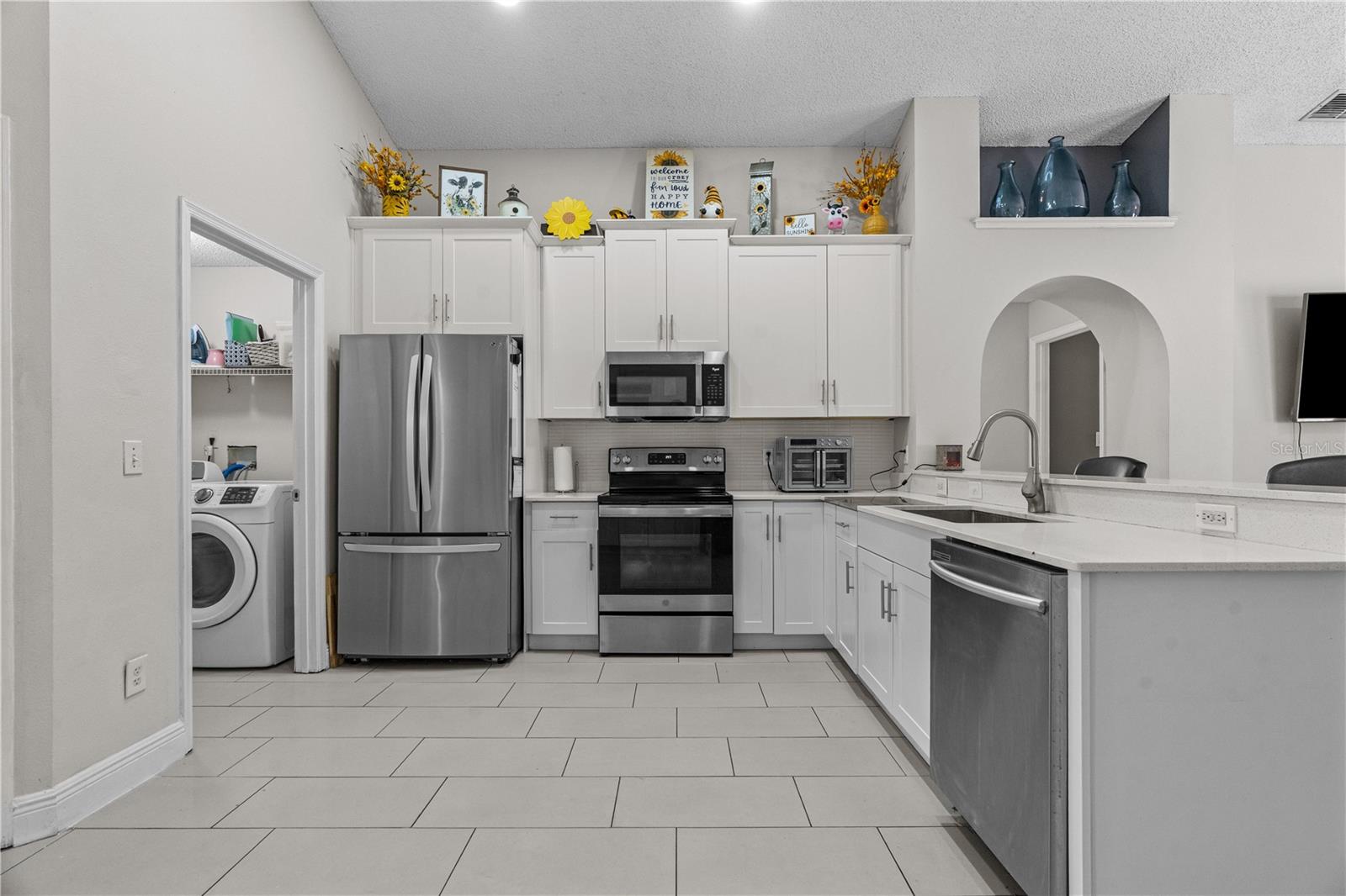 Image 13 of 31 For 2490 Shelby Circle
