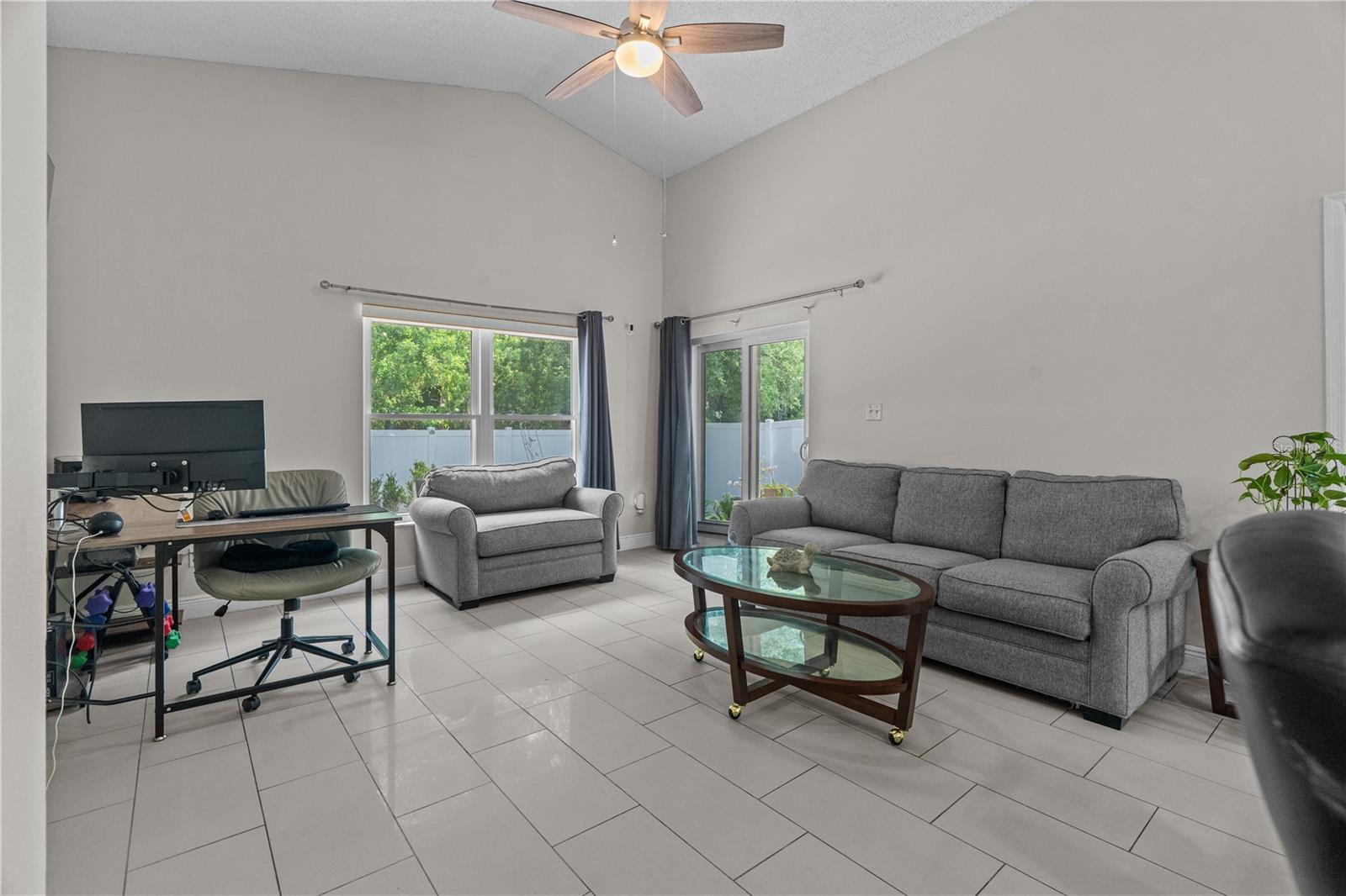 Image 19 of 31 For 2490 Shelby Circle