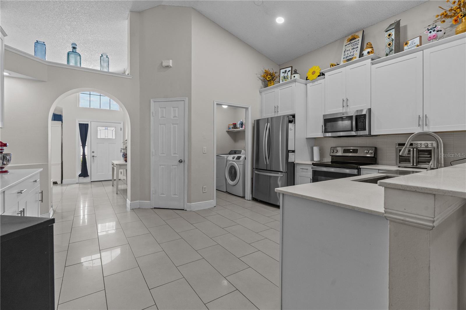 Image 9 of 31 For 2490 Shelby Circle