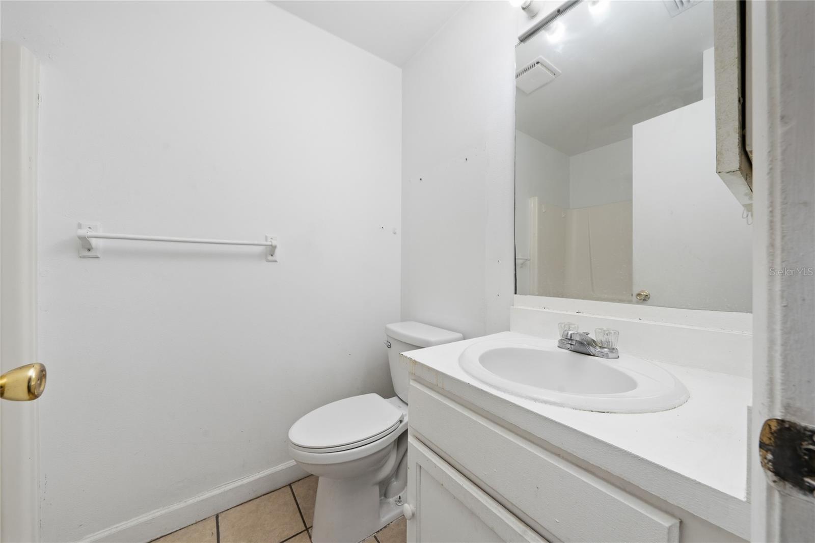 Image 18 of 43 For 660 Fernandina Street Nw