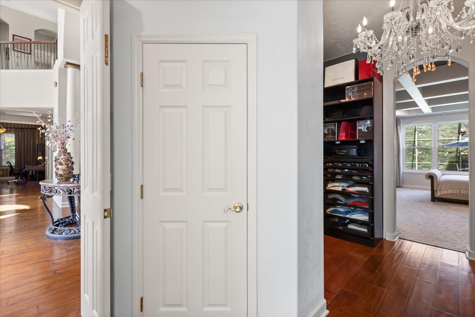 Image 21 of 59 For 1554 Lake Rhea Drive