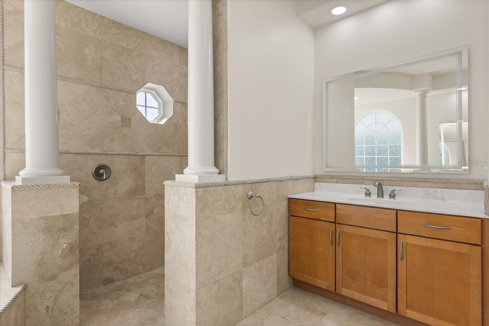 Image 27 of 59 For 1554 Lake Rhea Drive