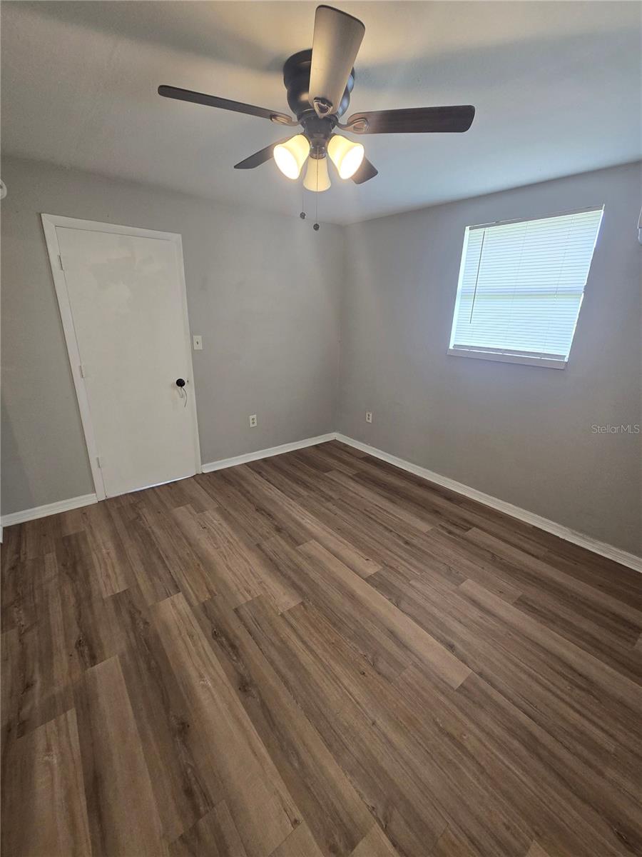Image 14 of 22 For 2406 Clark Street A & B