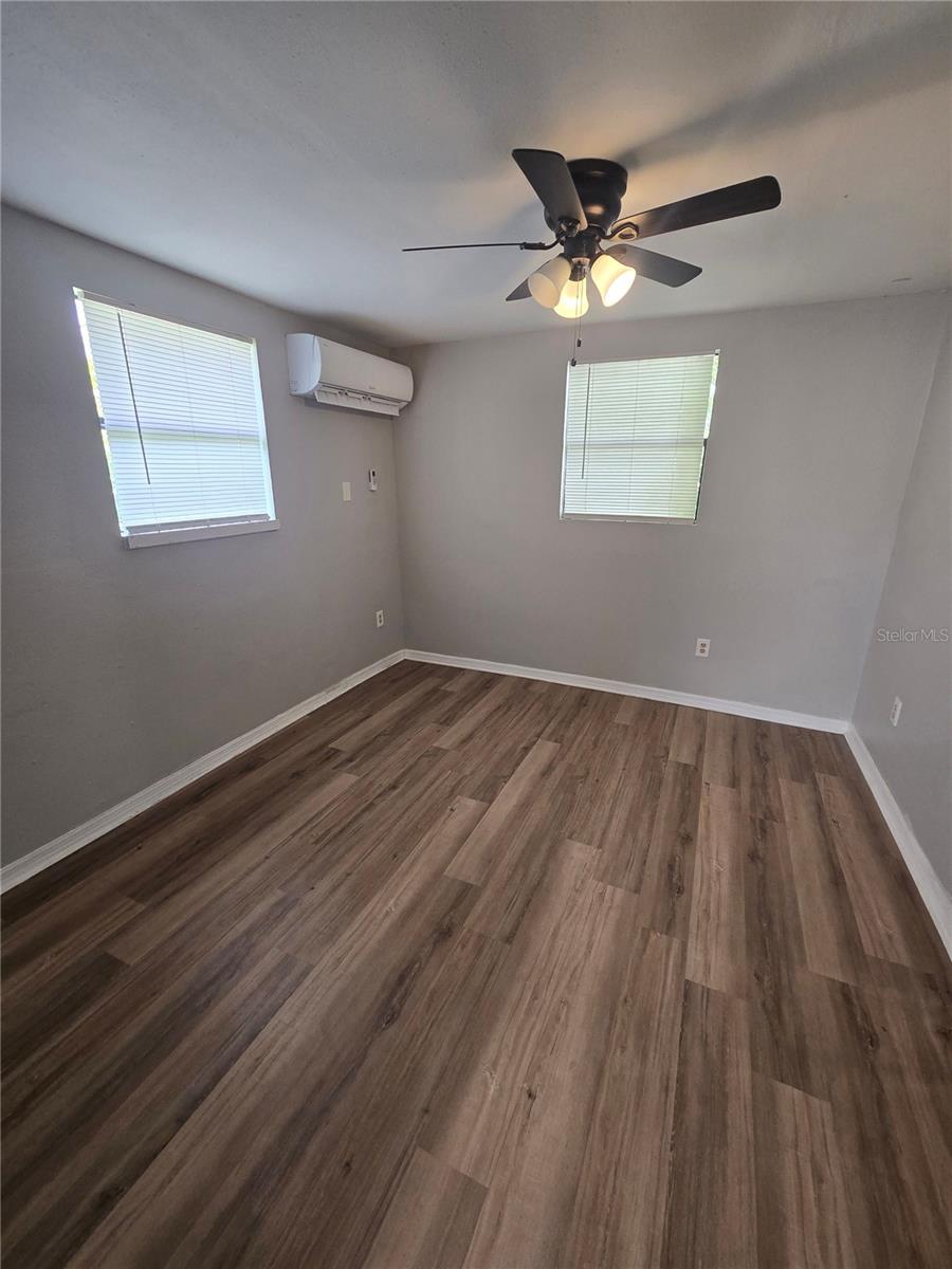 Image 3 of 22 For 2406 Clark Street A & B