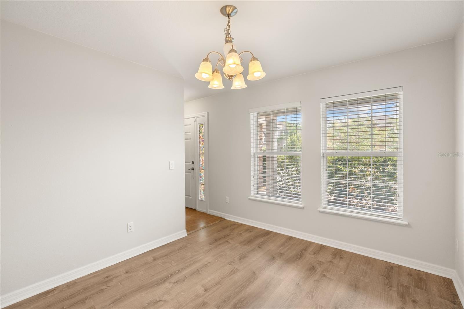 Image 6 of 37 For 611 Del Pilar Drive