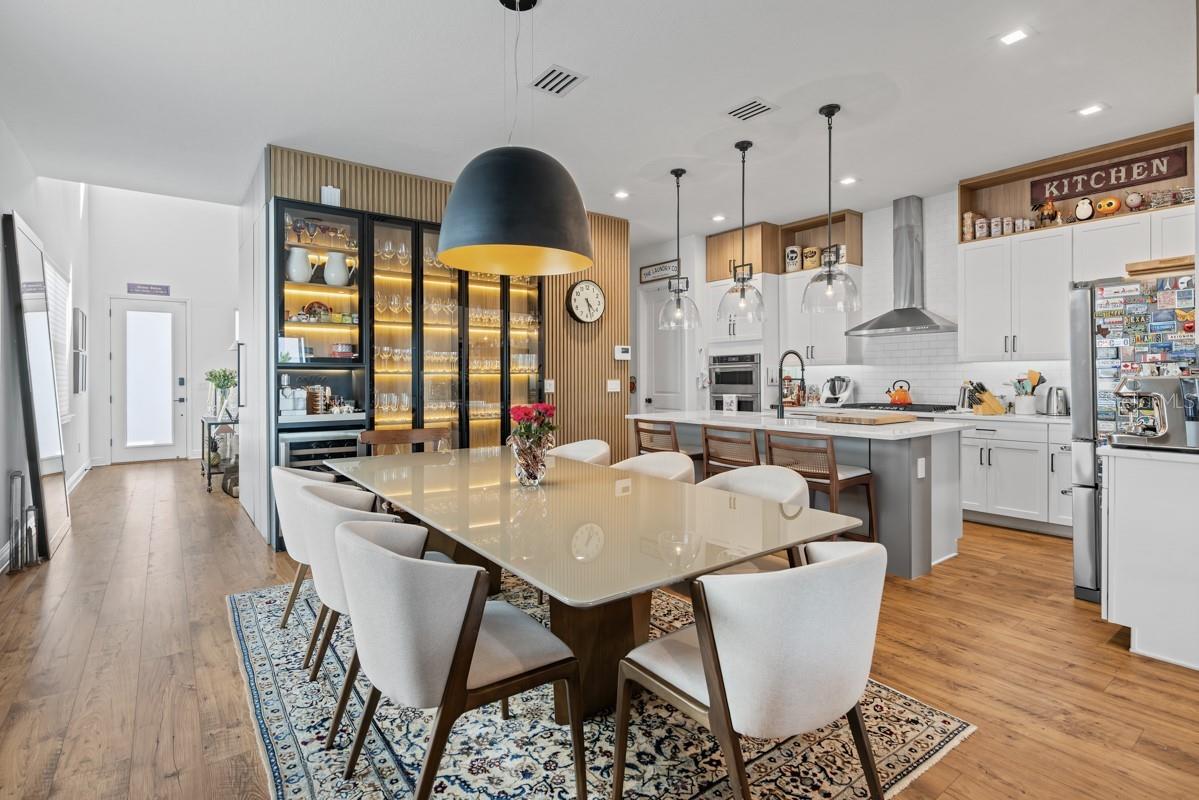 Image 11 of 48 For 15717 Vetta Drive