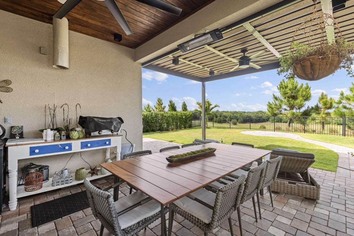 Image 35 of 48 For 15717 Vetta Drive