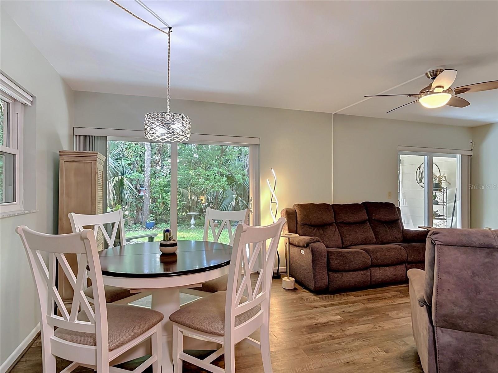 Image 3 of 34 For 150 Wax Myrtle Woods Court 8c