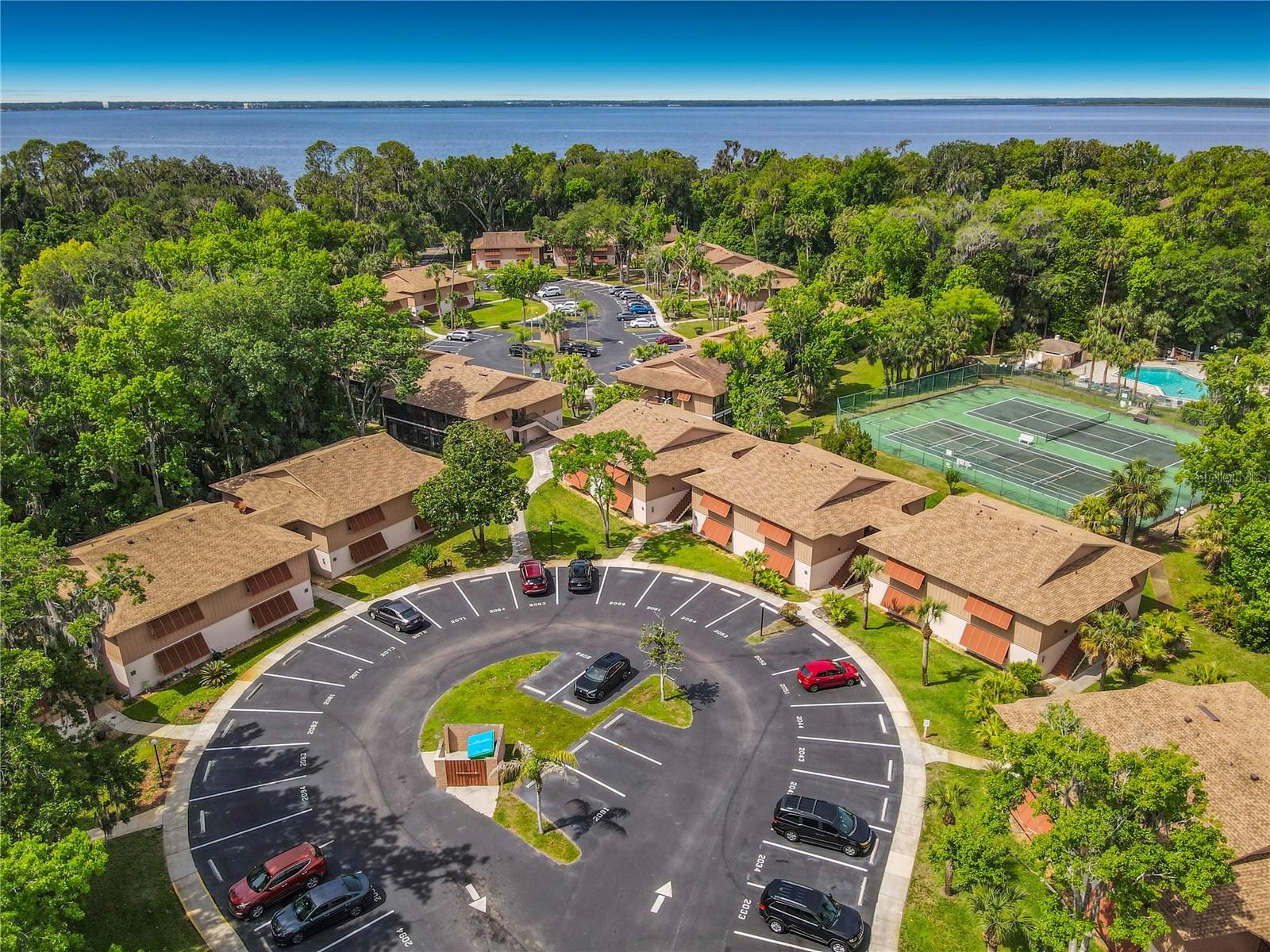 Image 33 of 34 For 150 Wax Myrtle Woods Court 8c