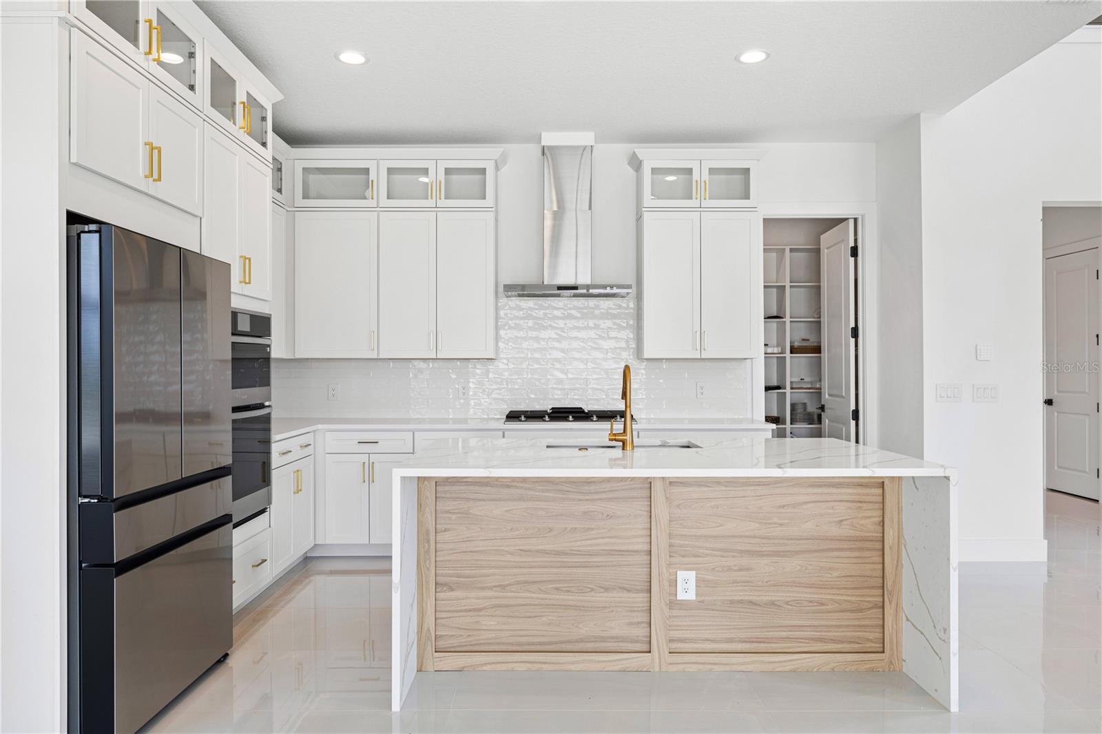 Image 16 of 87 For 16229 Ravenna Court
