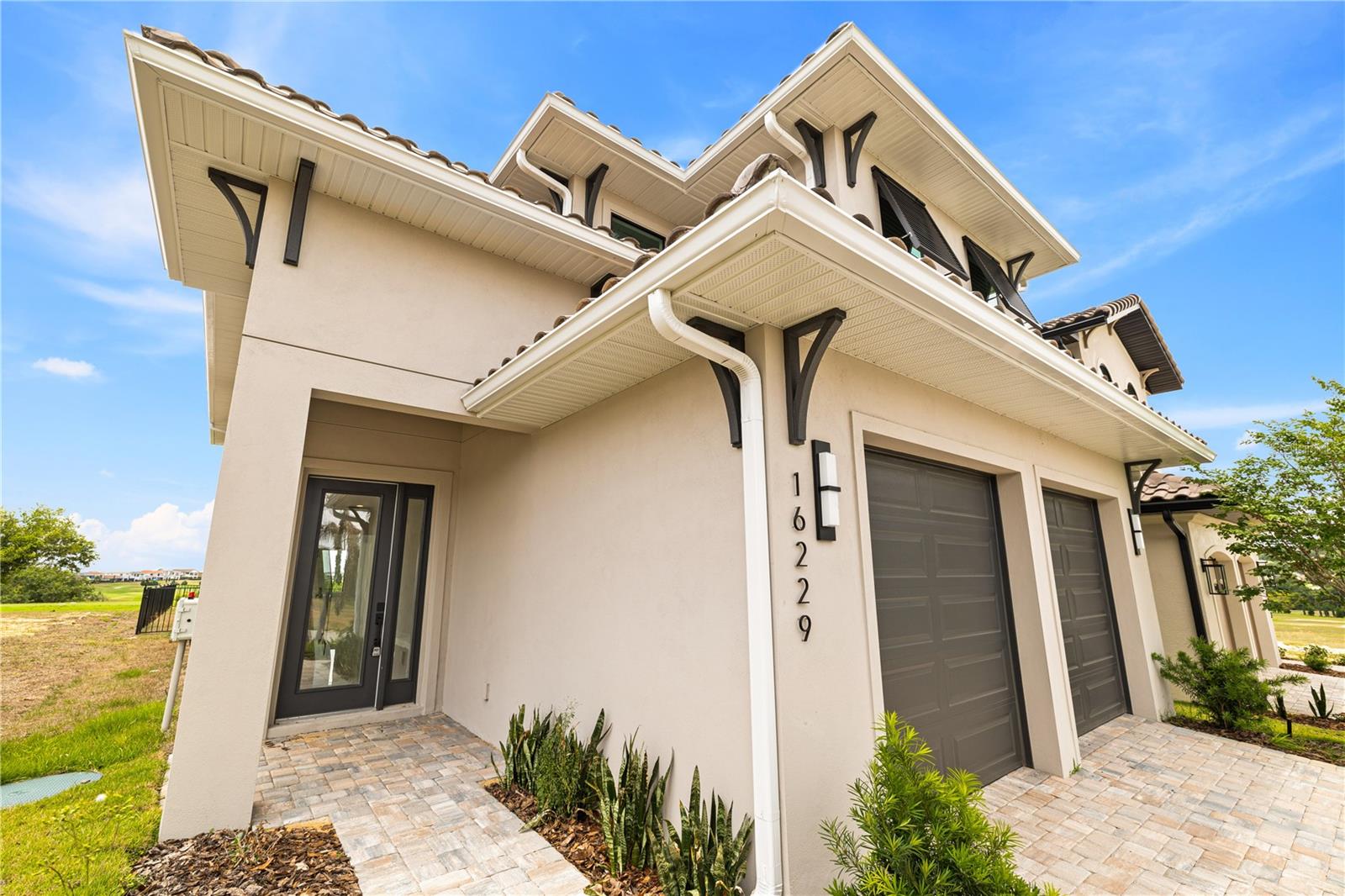 Image 4 of 87 For 16229 Ravenna Court